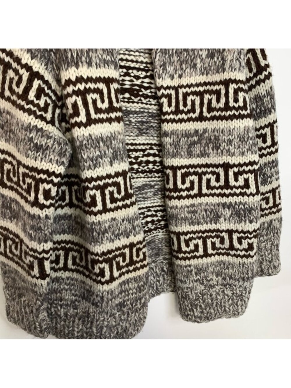 Cowichan Handmade Wool Sweater Jacket L - Picture 6 of 6